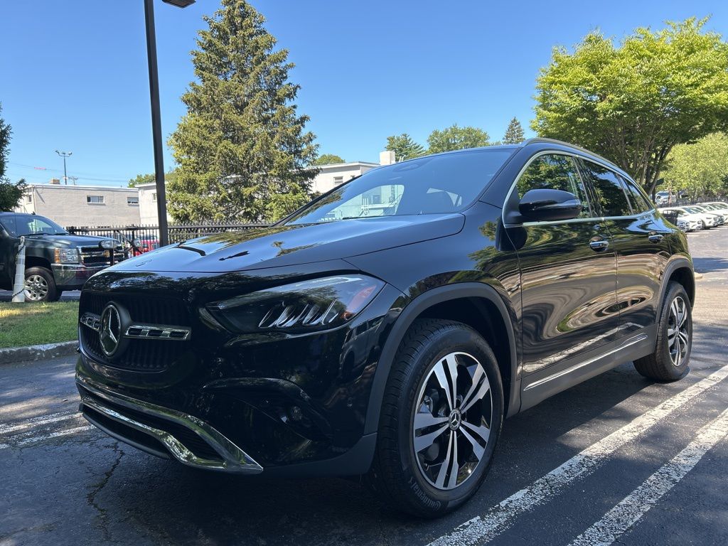 Thumbnail: 2026 Mercedes-Benz GLA - 5
