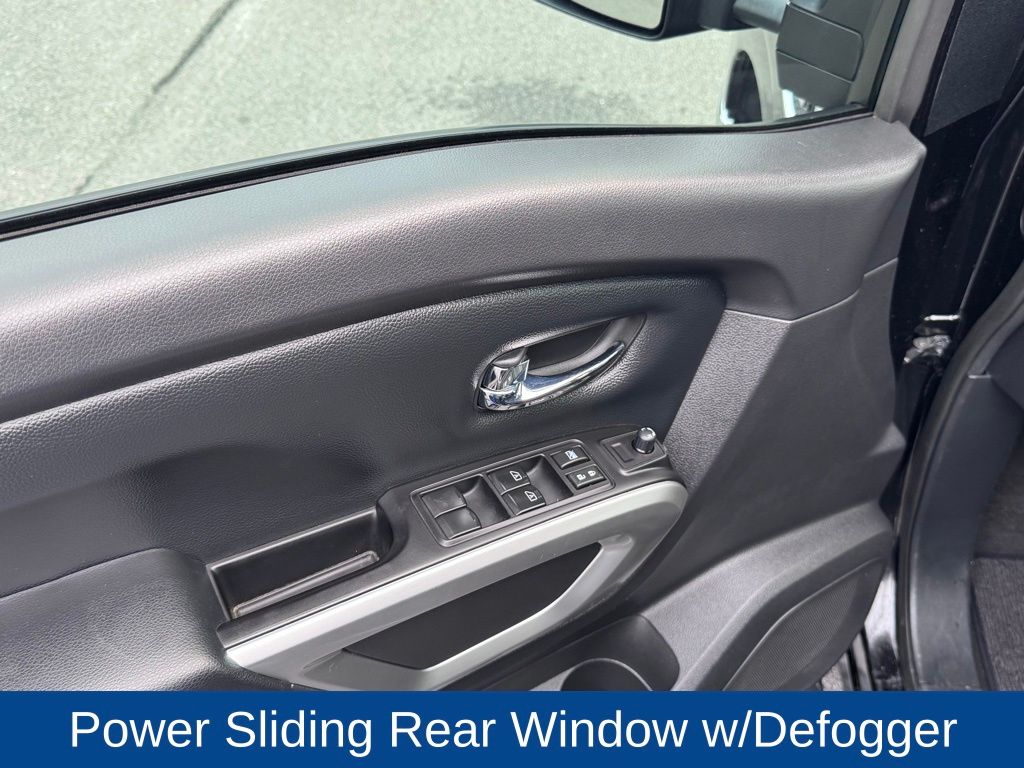 2016 Nissan TITAN XD SV Diesel