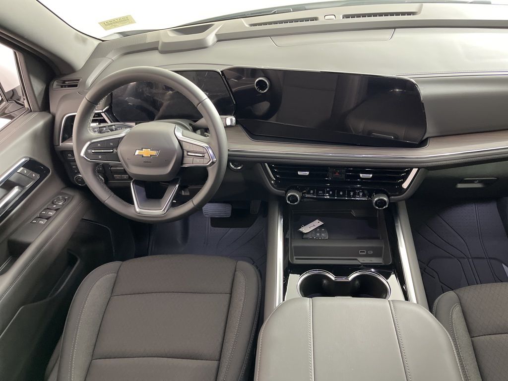 Thumbnail: 2025 Chevrolet Suburban - 14