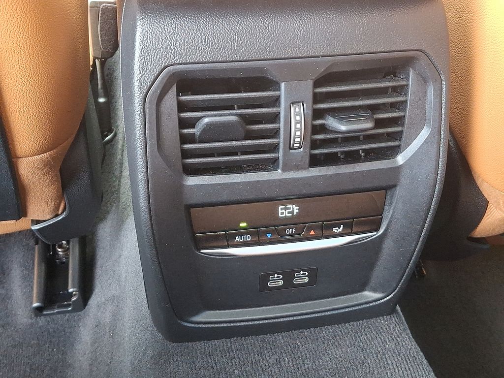 Thumbnail: 2024 BMW 4 Series - 11