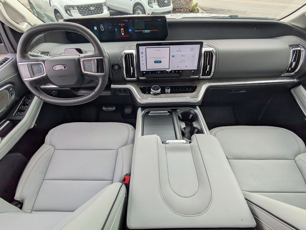 2026 Ford Expedition Platinum