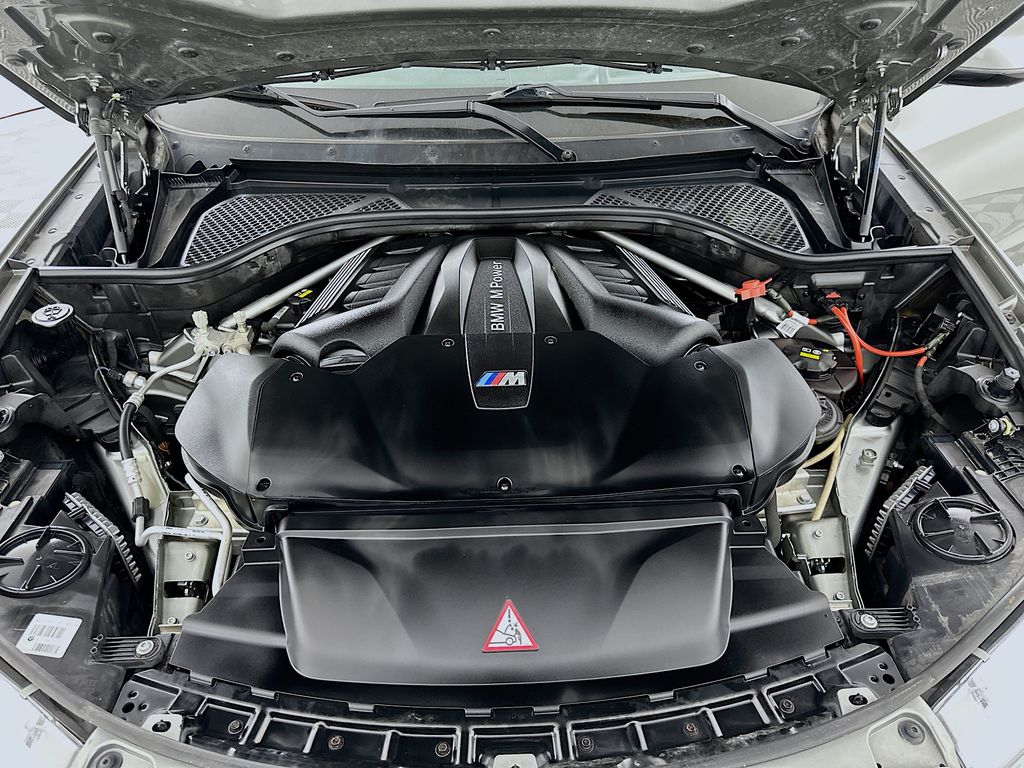 2017 BMW X5 M 31