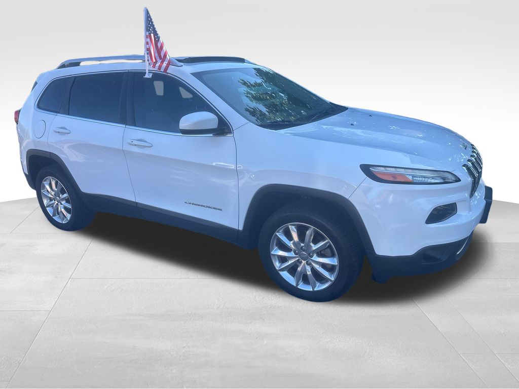 Used 2015 White Jeep Limited image 34