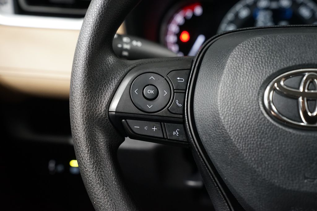 Thumbnail: 2025 Toyota RAV4 - 14