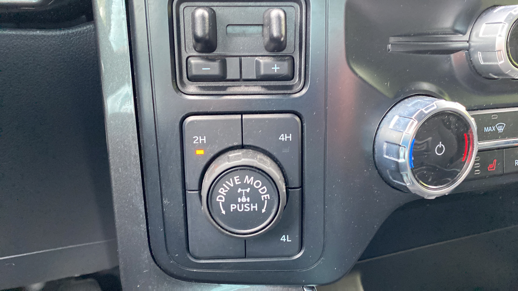Certified Used 2023 Atlas Blue Metallic Ford XLT image 33