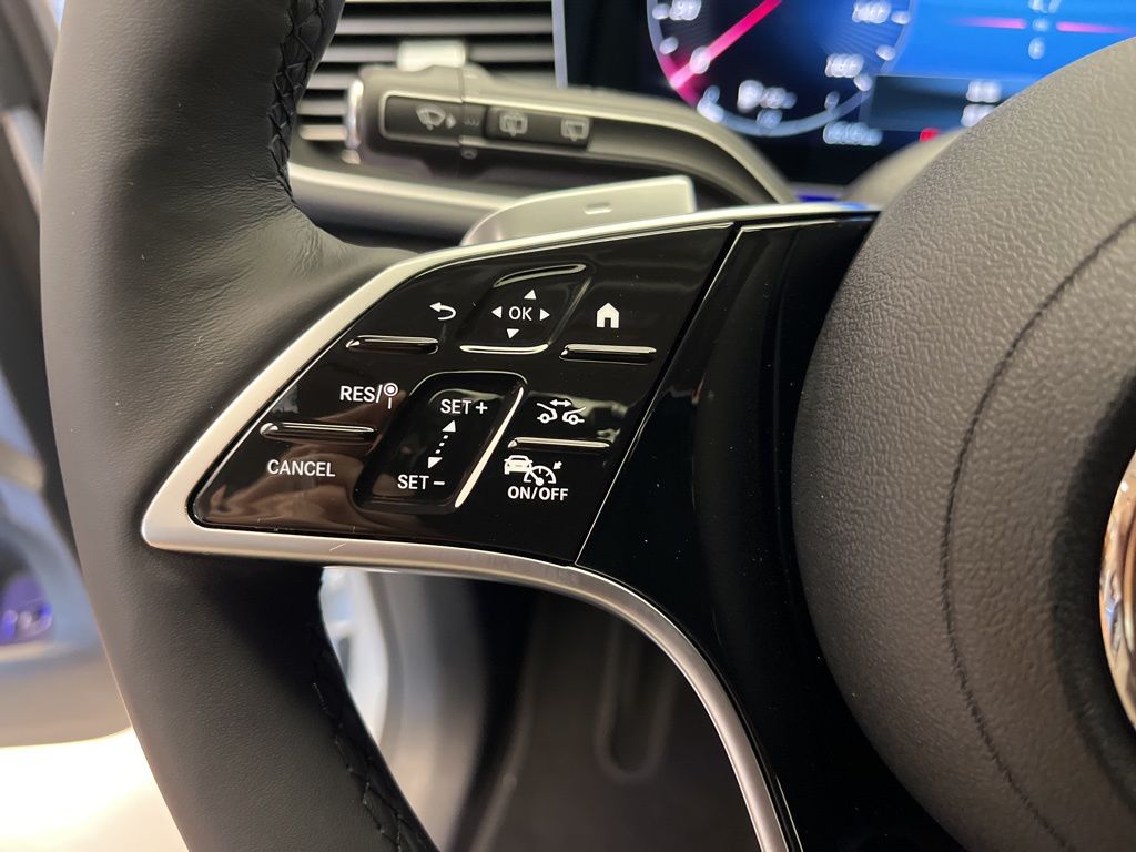 Thumbnail: 2026 Mercedes-Benz GLS - 14