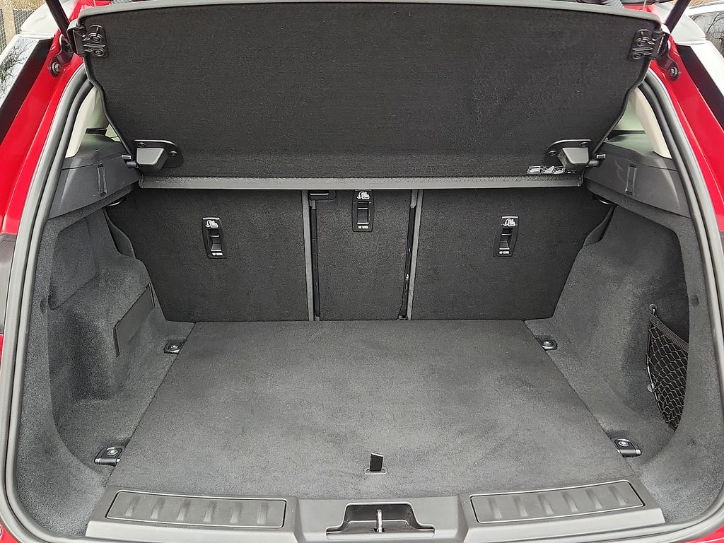 Thumbnail: 2020 Land Rover Range Rover Evoque - 28