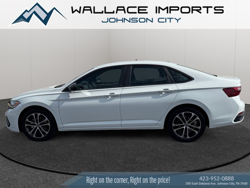 2024 Volkswagen Jetta Sport FWD