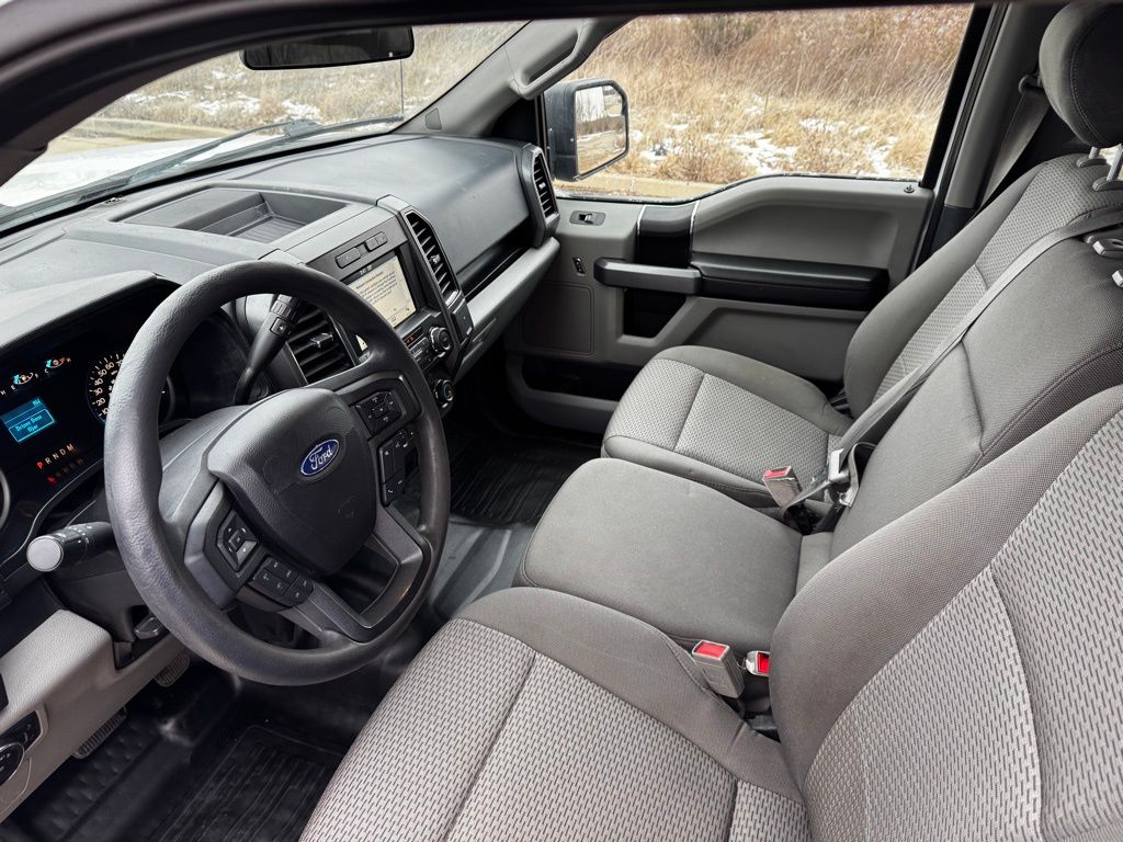 2019 Ford F-150 XLT photo