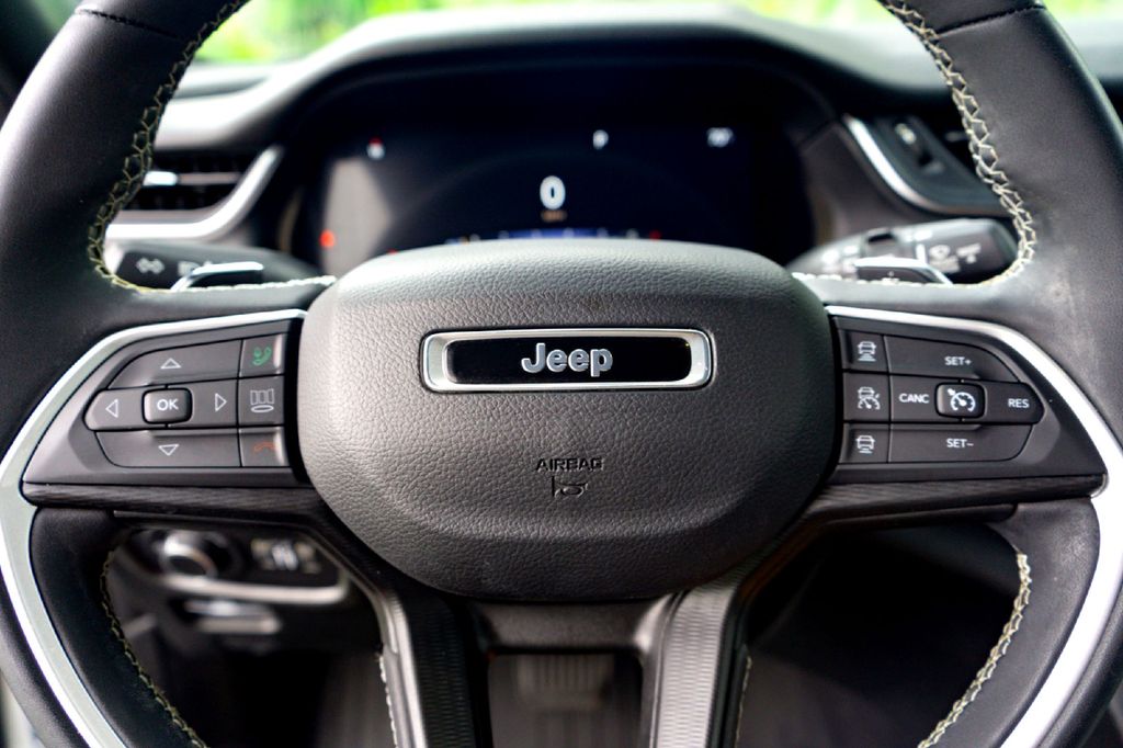 Used Car 2023 Jeep Grand Cherokee L  Altitude For Sale Under $30,000 In Taylor, Texas