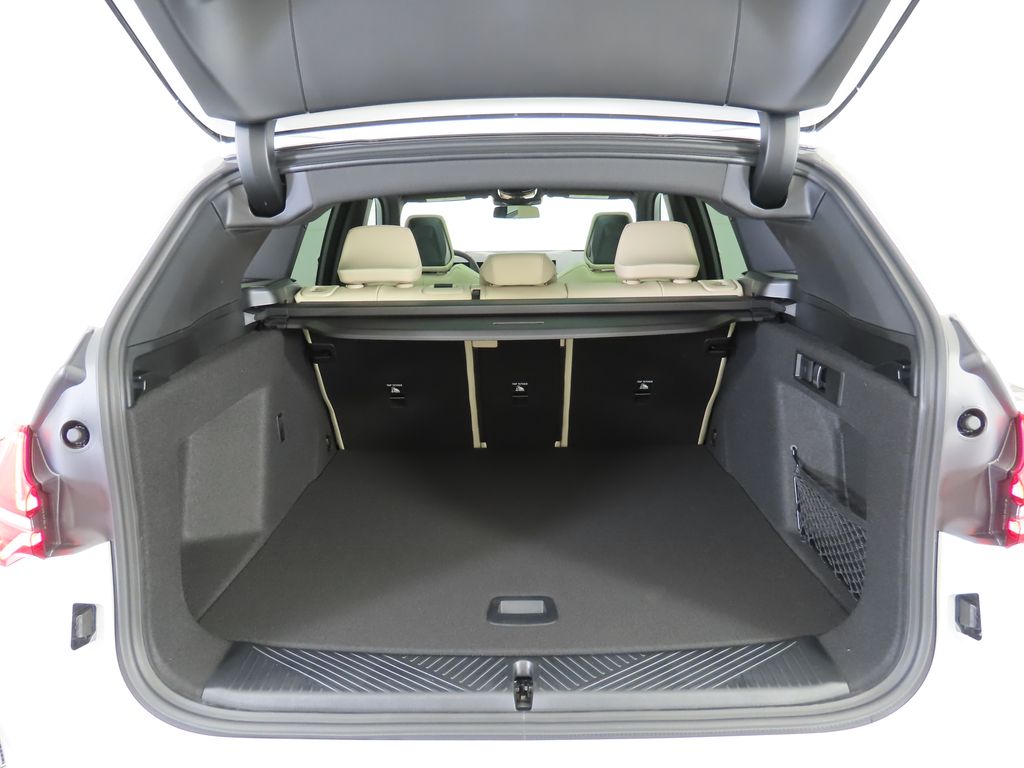 Thumbnail: 2026 BMW X3 - 29