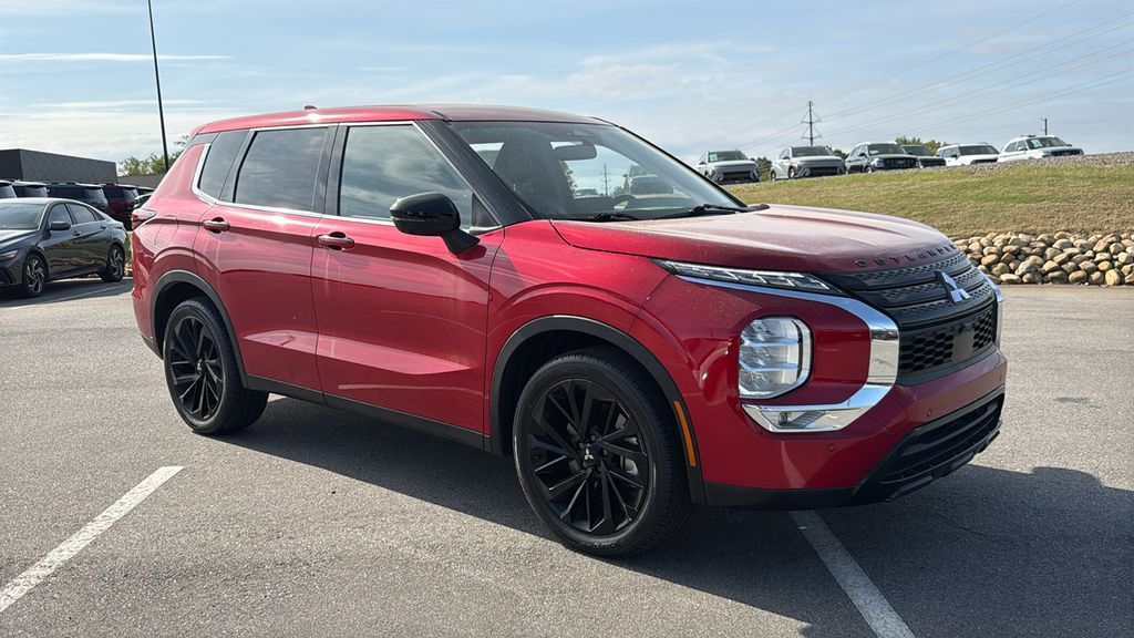 Red Diamond 2023 Mitsubishi Outlander SE FWD SUV / Crossover Front-Wheel Drive Continuously Variable Transmission