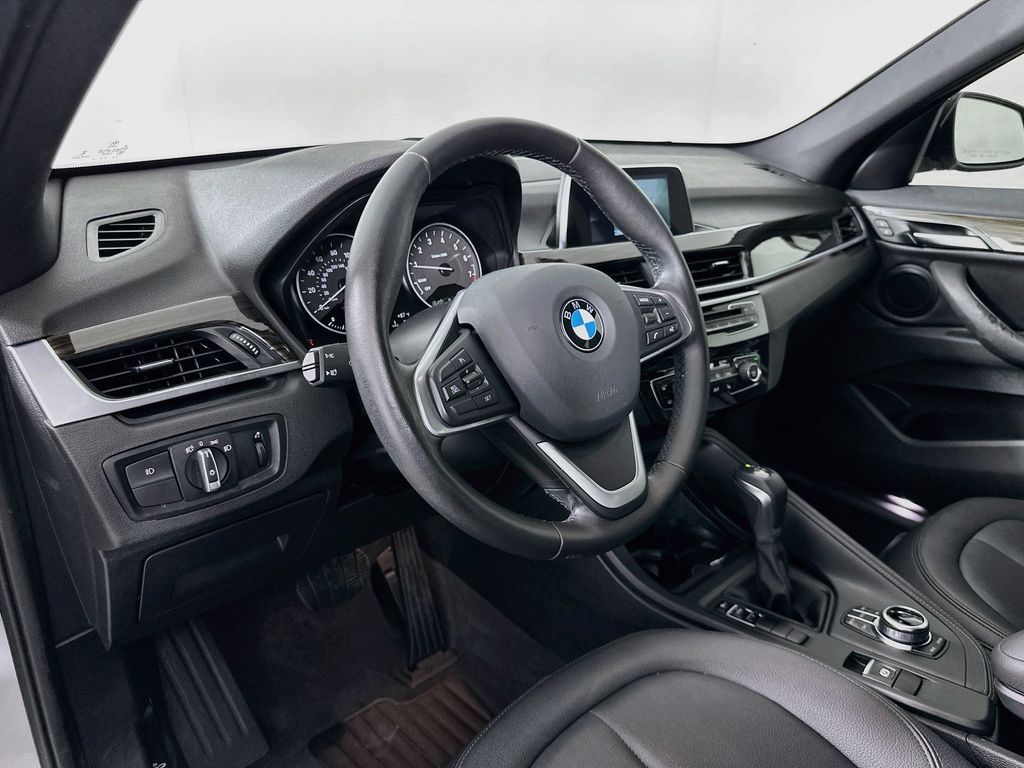 Thumbnail: 2018 BMW X1 - 9