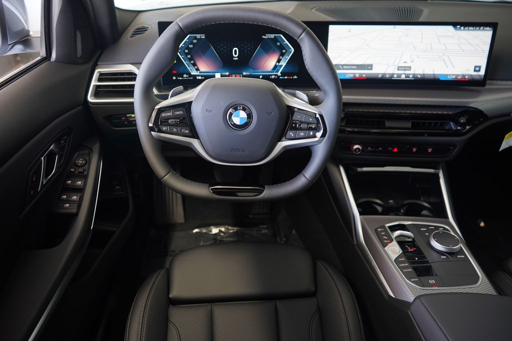 Thumbnail: 2025 BMW 3 Series - 15