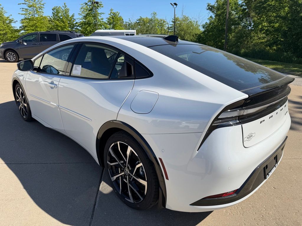new 2026 Toyota Prius Plug-In Hybrid car, priced at $45,378