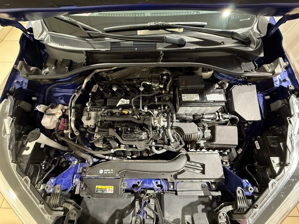 Thumbnail: 2025 Toyota Corolla Cross - 10