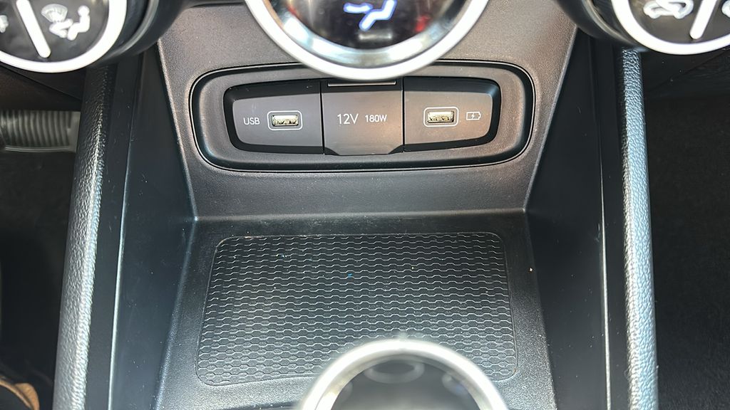 2022 Hyundai Venue Limited Gray at Baytown Hyundai