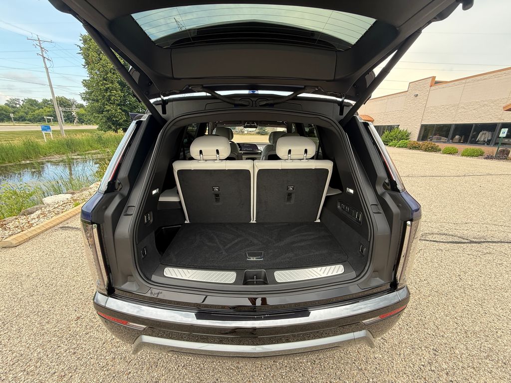 Cadillac VISTIQ
