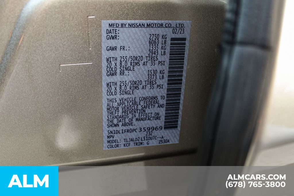 Used 2023 Silver INFINITI LUXE image 44