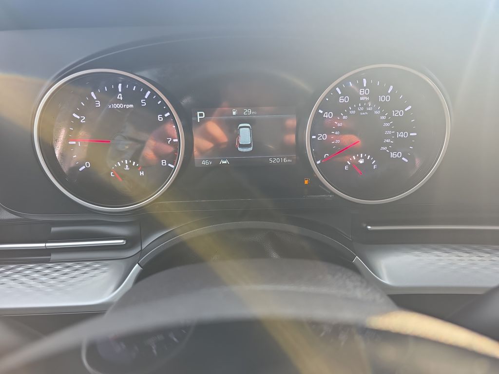 Certified Used 2023 Gray Kia LX image 24