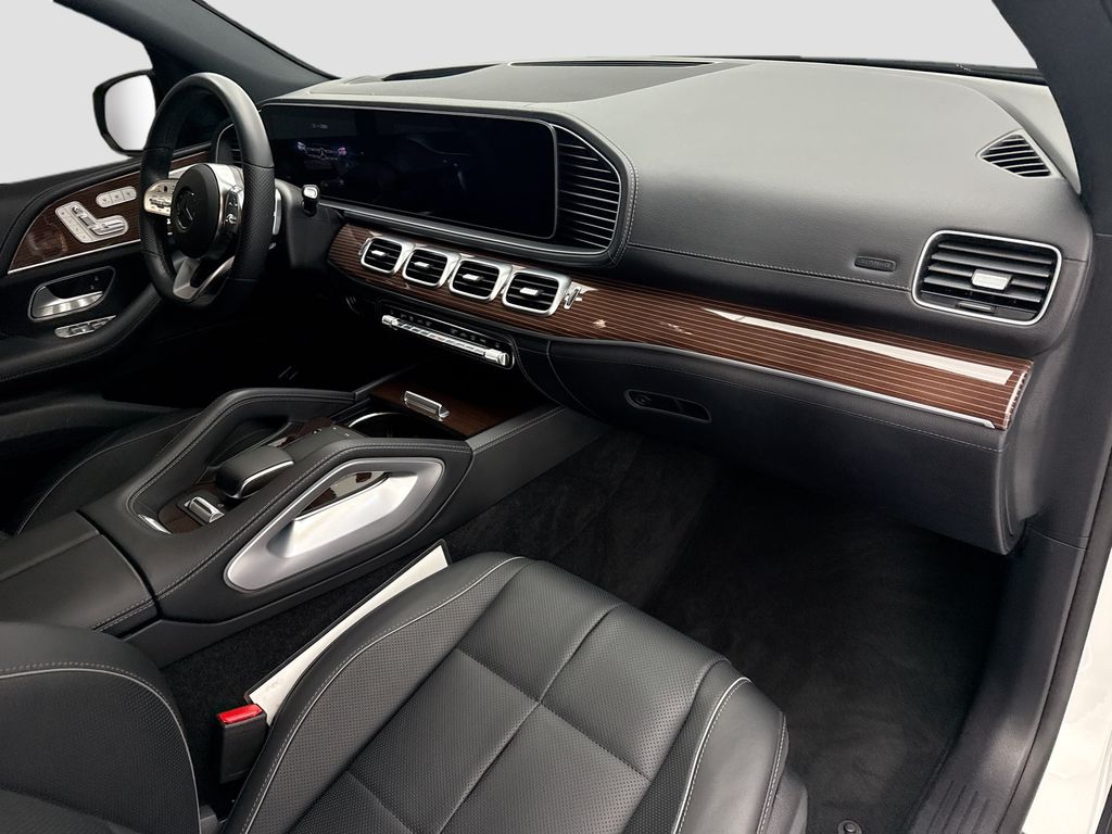 Thumbnail: 2023 Mercedes-Benz GLS - 16