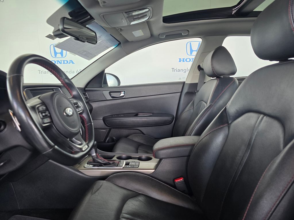 Thumbnail: 2018 Kia Optima - 4