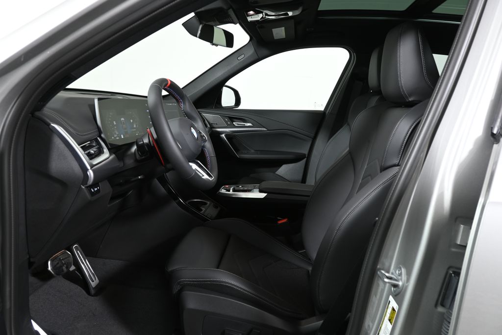 Thumbnail: 2026 BMW X1 - 3