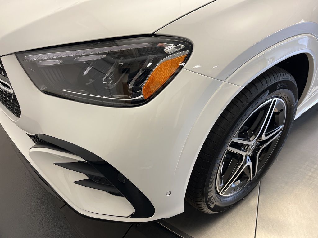 Thumbnail: 2026 Mercedes-Benz GLE - 9