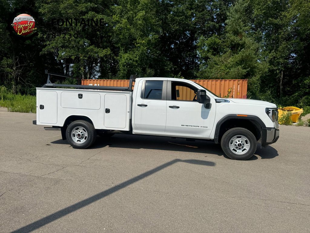 2024 GMC Sierra 2500HD Pro 31