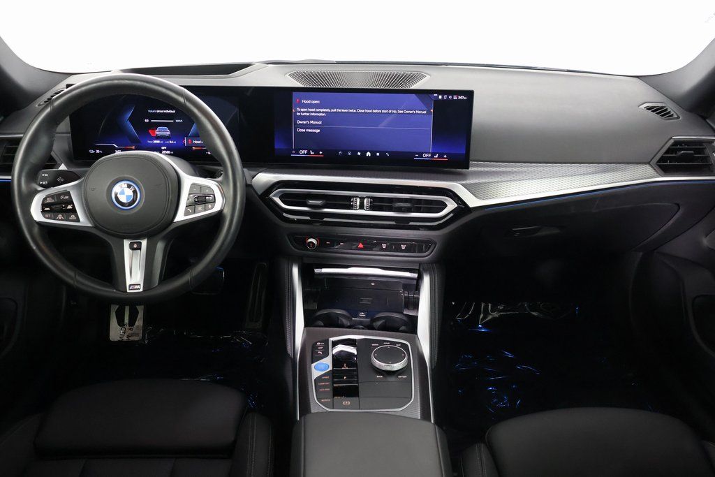Thumbnail: 2024 BMW i4 - 8
