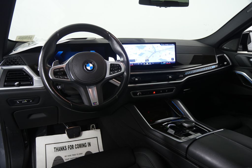 Thumbnail: 2025 BMW X6 - 18