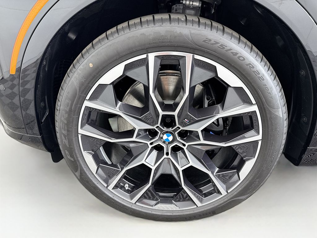 Thumbnail: 2026 BMW X7 - 30