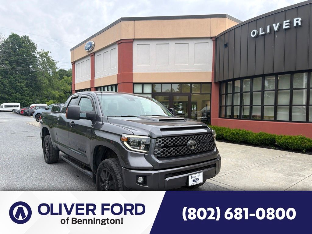 Magnetic Gray Metallic 2019 Toyota Tundra Pickup Truck Four-Wheel Drive 6-Speed Automatic