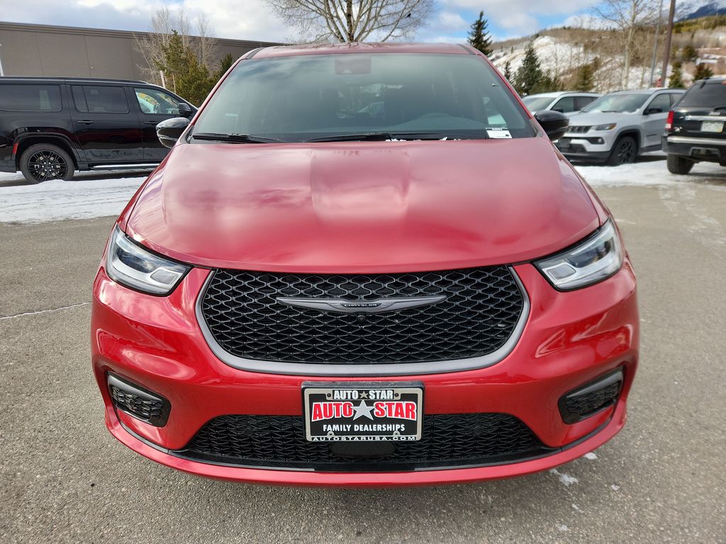 2026 Chrysler Pacifica Select - Photo 8
