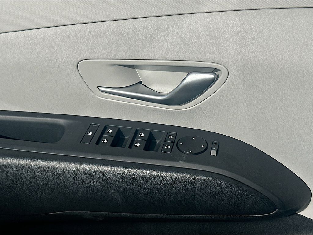 Thumbnail: 2025 Hyundai Tucson - 19