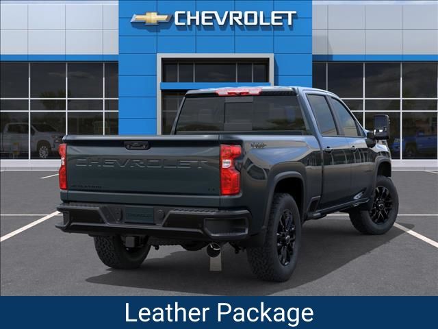 ChevroletSilverado 2500HD4