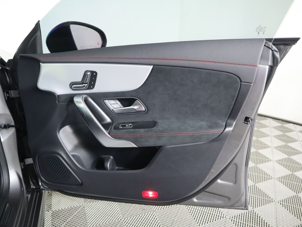 2025 Mercedes-Benz CLA 250 26