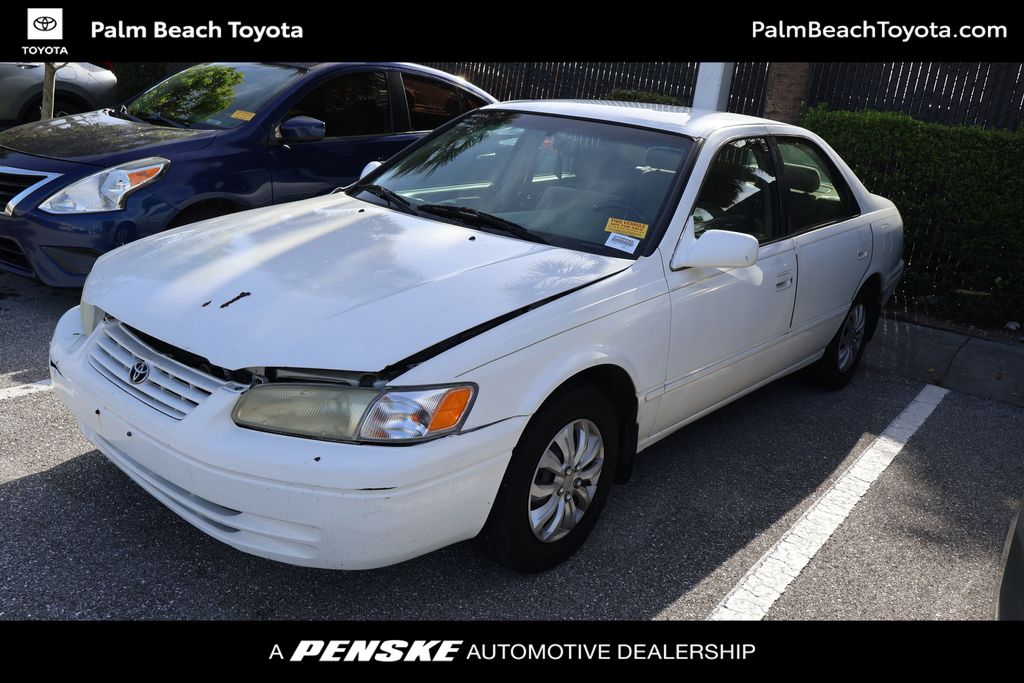 1998 Toyota Camry LE -
                  West Palm Beach, FL