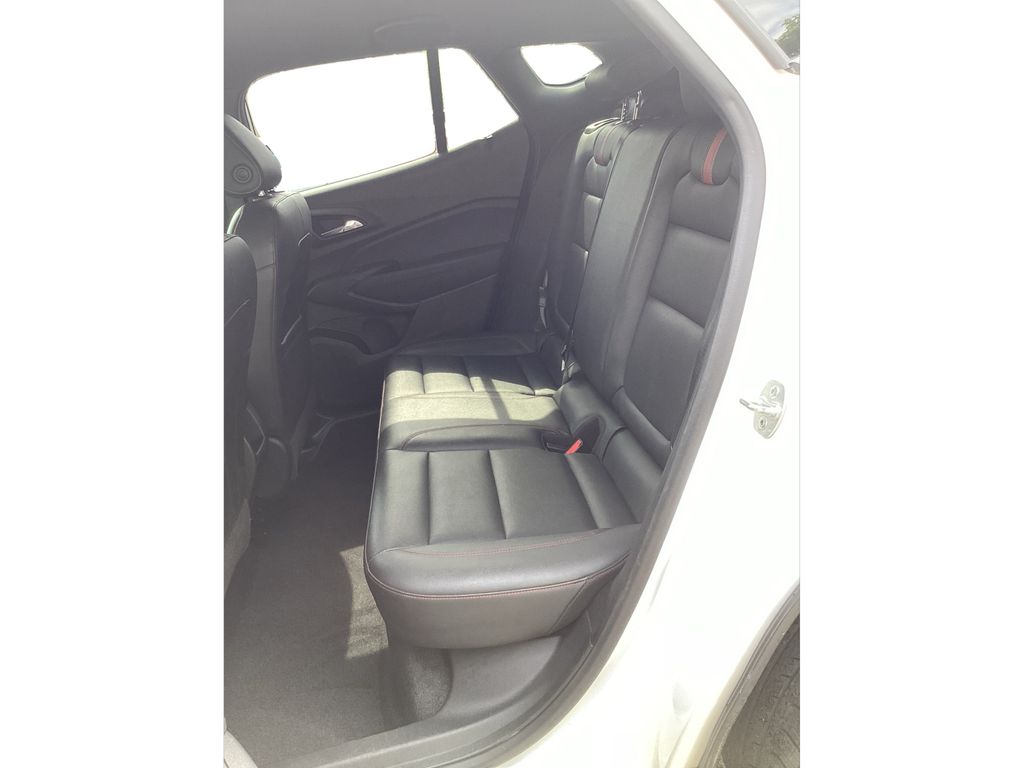 Used 2024 Chevrolet Trax SUV
