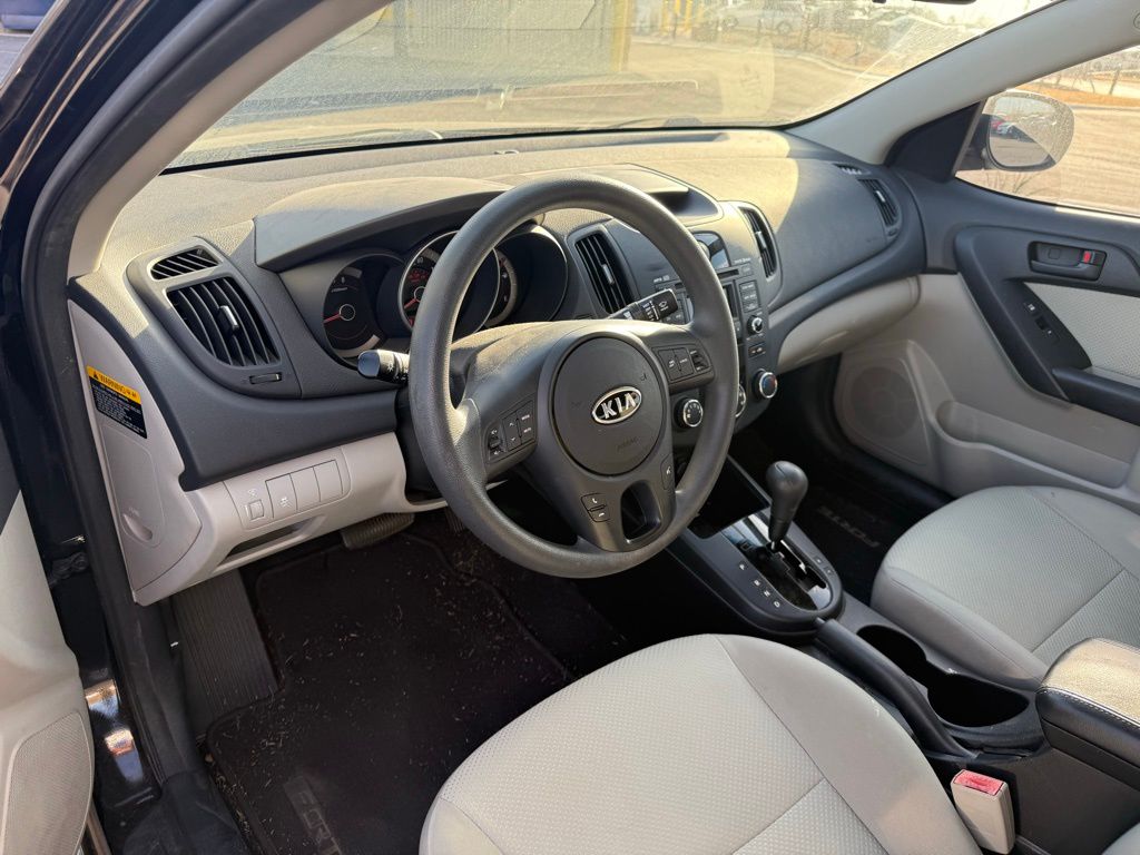 Thumbnail: 2010 Kia Forte - 7