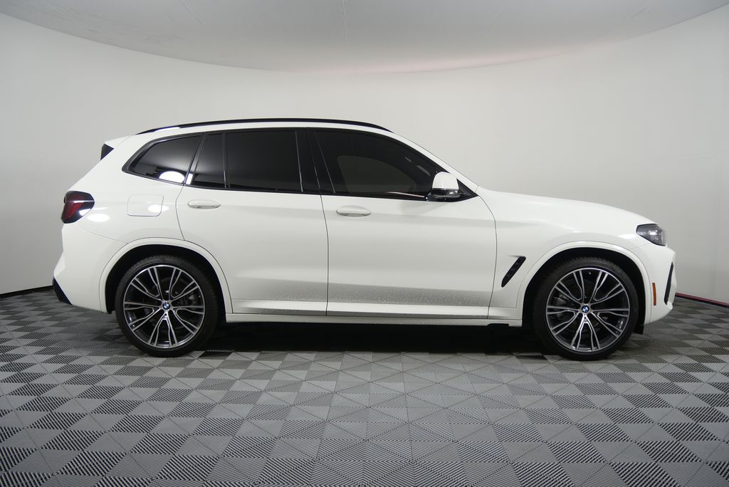 Thumbnail: 2022 BMW X3 - 2