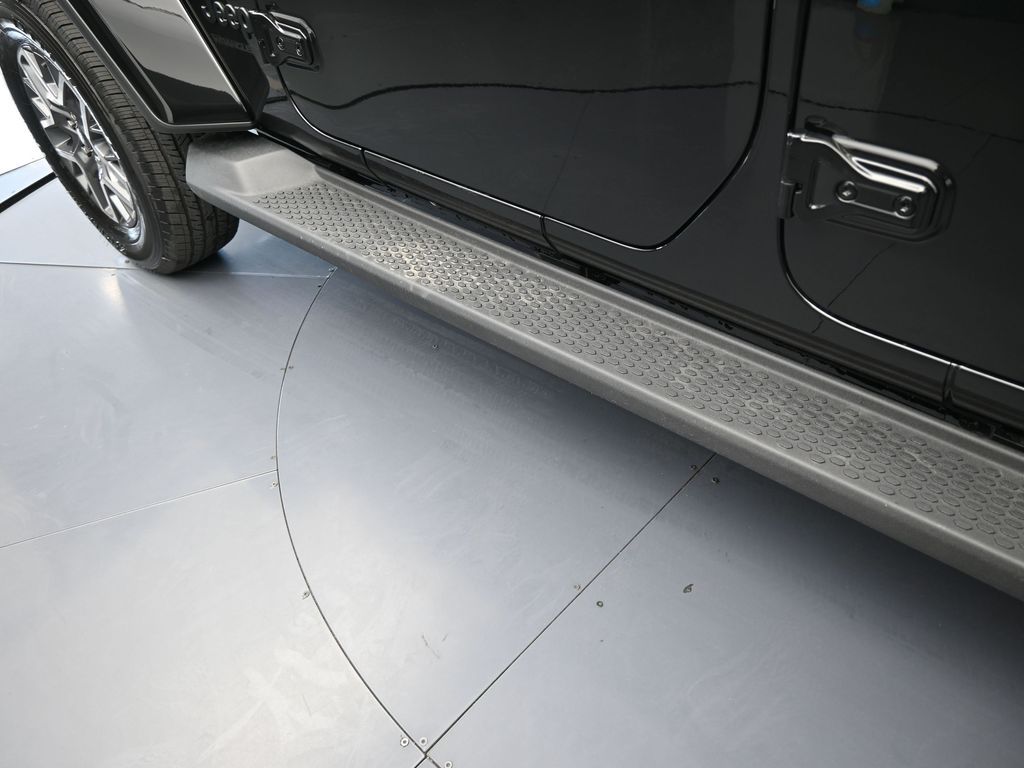 New 2026 Black Clearcoat Jeep Sahara image 27