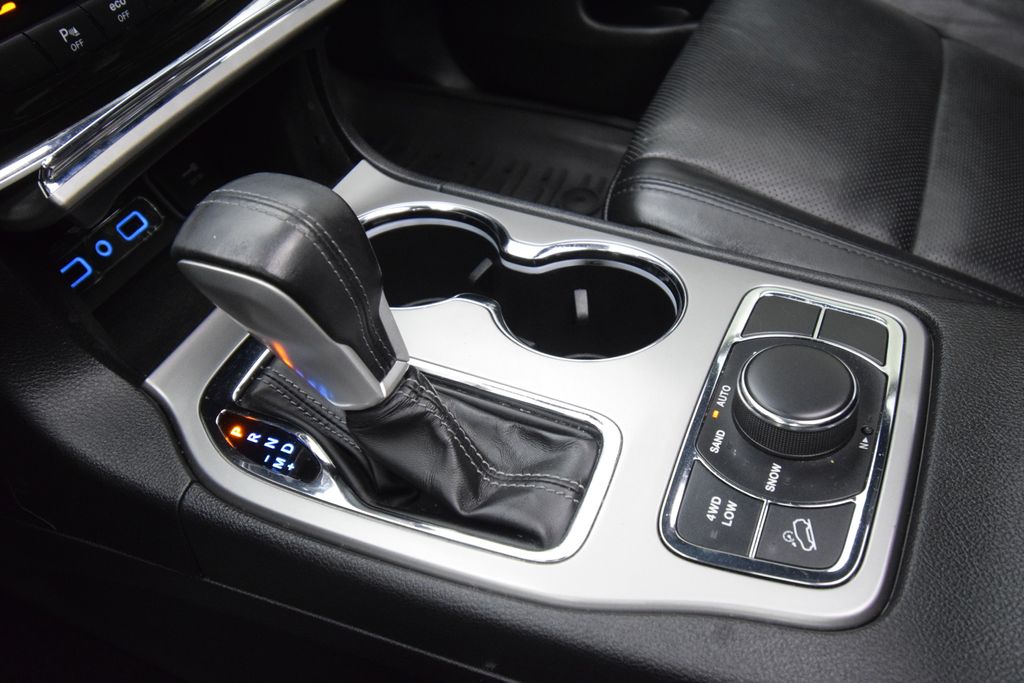 used 2021 Jeep Grand Cherokee car, priced at $28,700