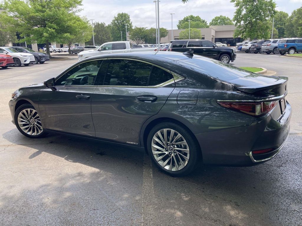 Used 2022 Gray Lexus 300h Ultra Luxury image 4