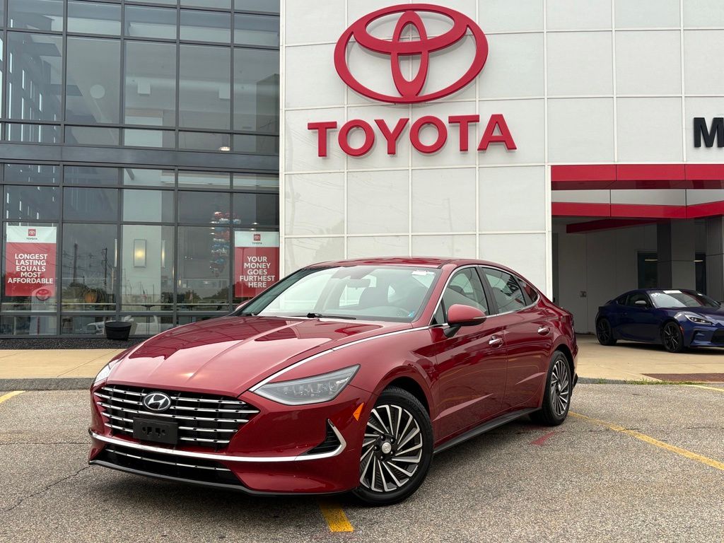 Ultimate Red 2023 Hyundai Sonata Hybrid Sedan Front-Wheel Drive 6-Speed Automatic