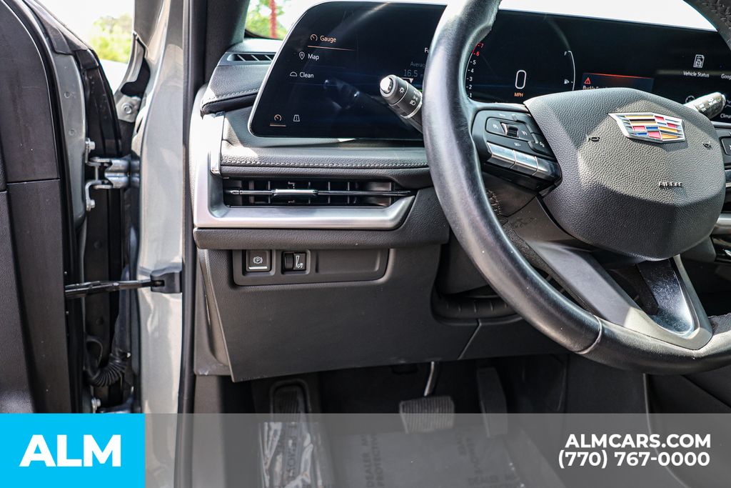 Used 2024 Silver Cadillac Premium Luxury image 27