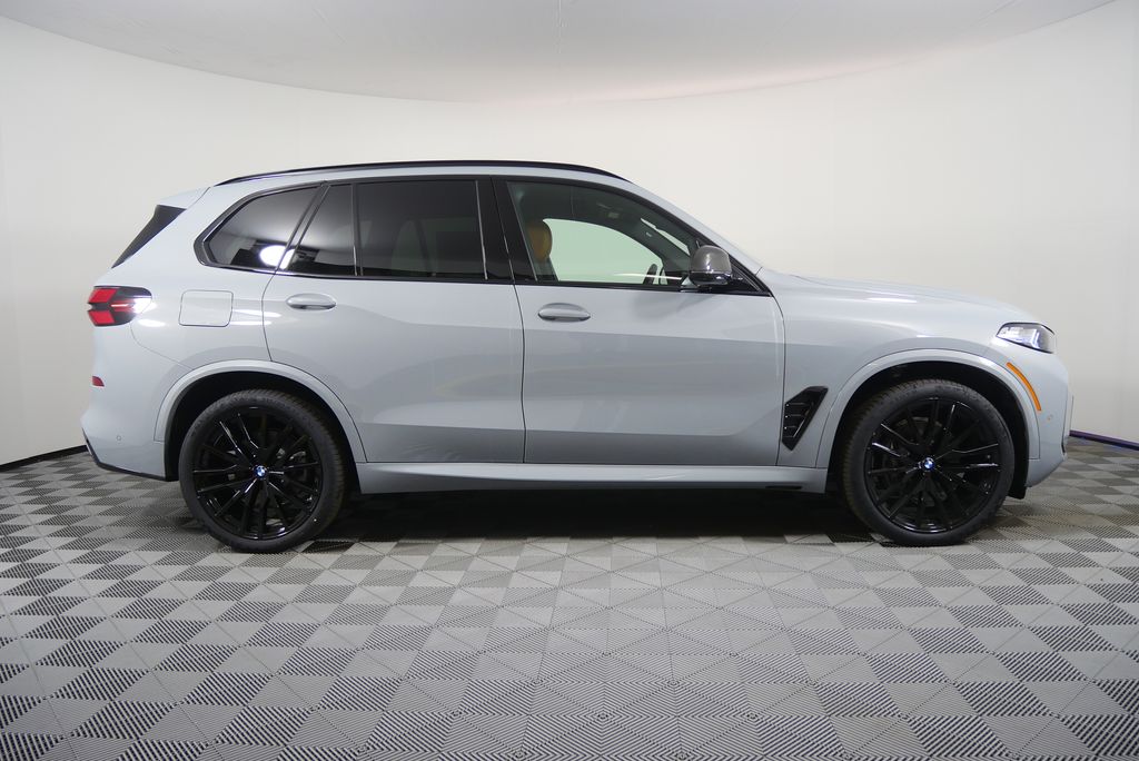 Thumbnail: 2026 BMW X5 - 6
