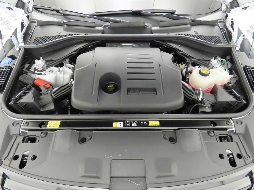 Thumbnail: 2025 Land Rover Range Rover - 30