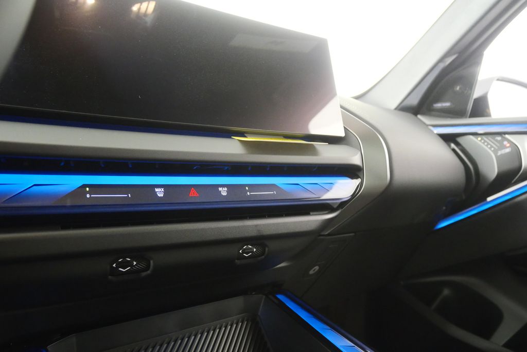 Thumbnail: 2026 BMW X3 - 20