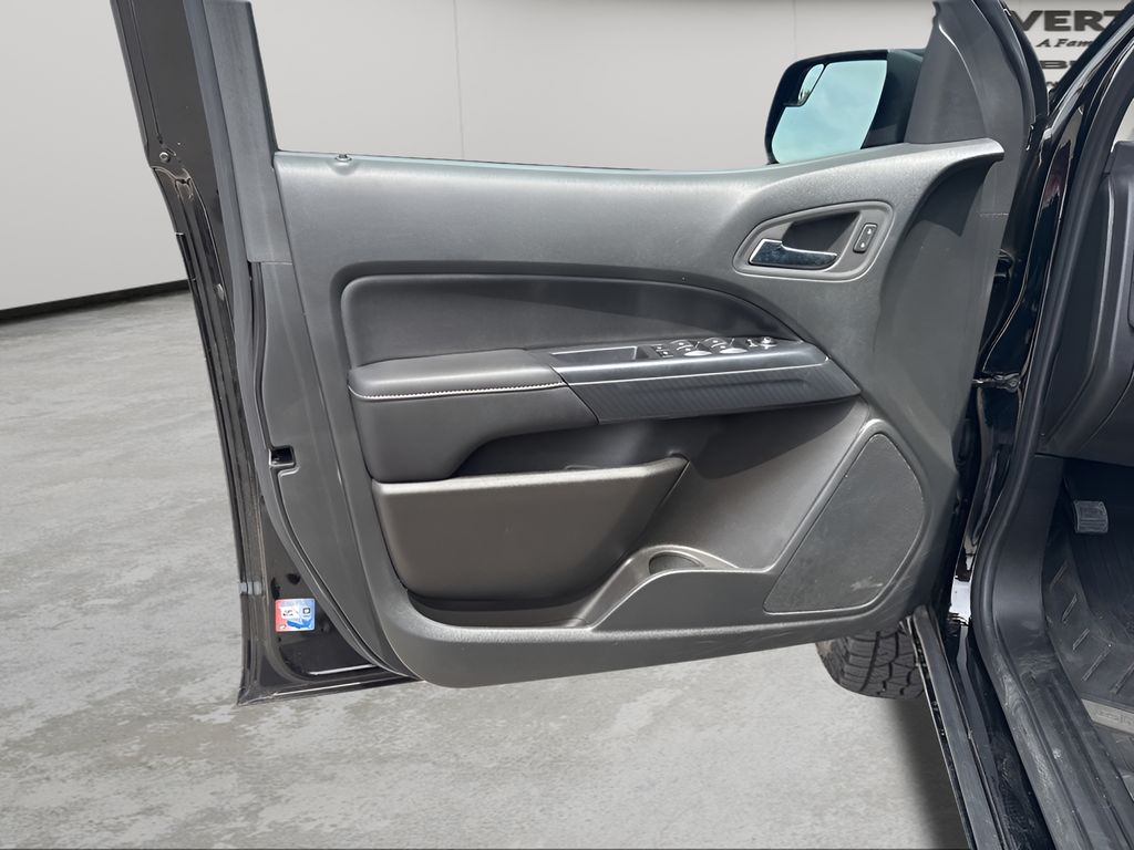 Used Car 2022 Gmc Canyon  At4 W/leather For Sale Under $35,000 In Austin, Texas